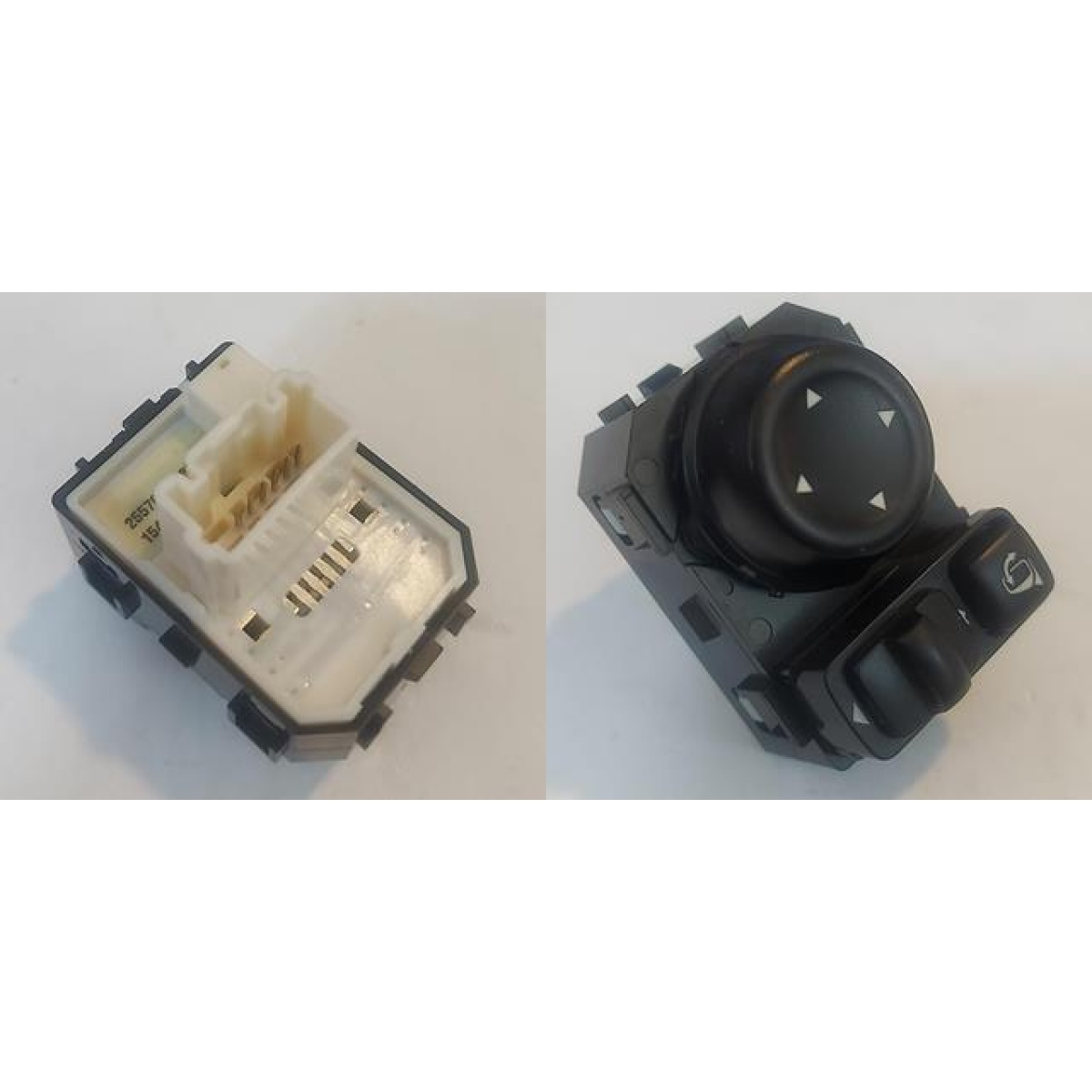 DIŞ DİKİZ AYNASI KUMANDASI 255700688R KADJAR