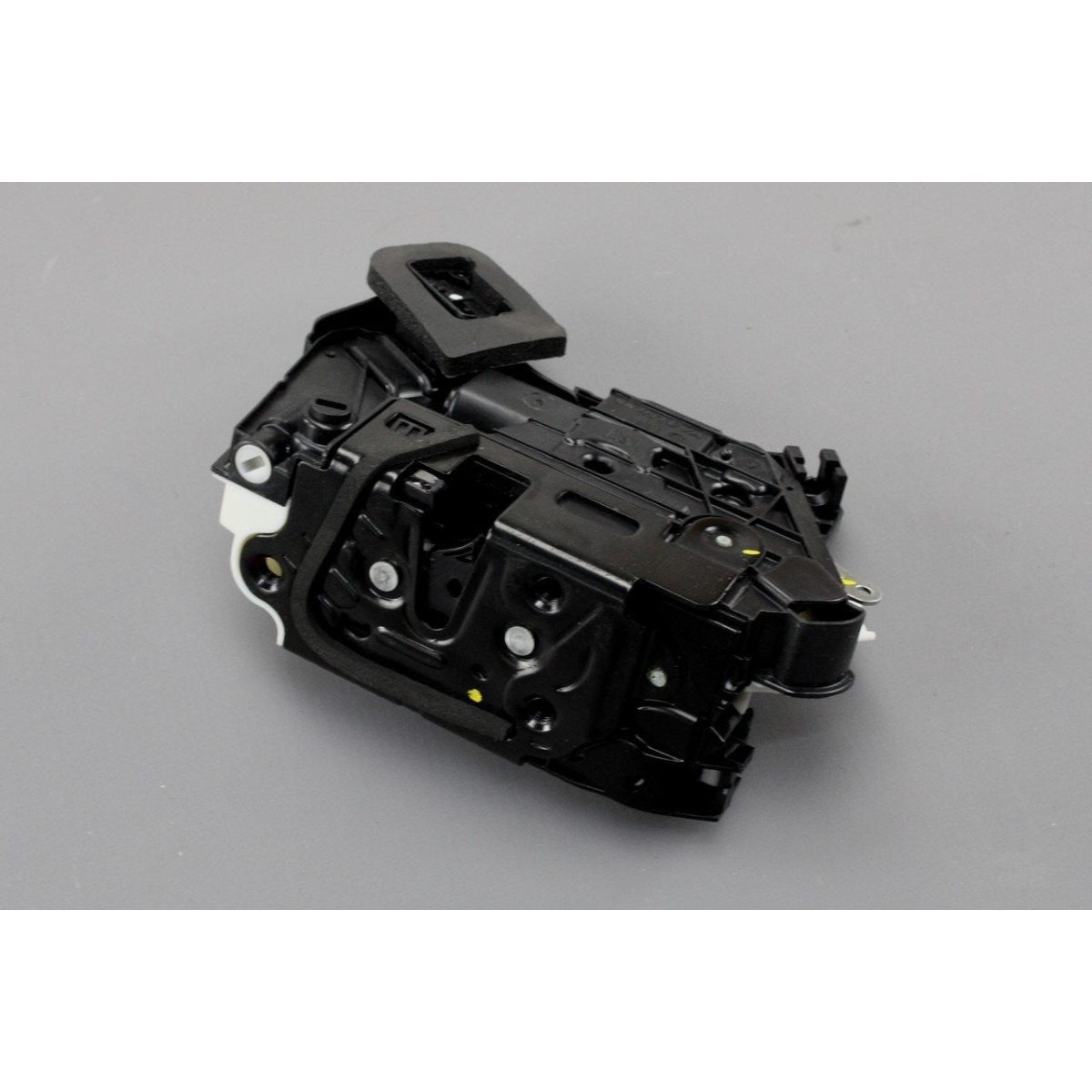 KAPI KİLİDİ ARKA SOL GOLF 09>PASSAT TIGUAN