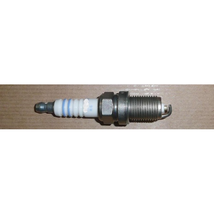 ATESLEME BUJISI FR7DC KALEM BUJI MEGANE CLIO R19 P106 P206 P306 BIPPER NEMO 206 T3E P205 P405 C2 C3 C3 II C3 A51 AX ZX SAXO TU3A TU3JP 1.4 8V P306 P206 XSARA TU5JP 1.6 XANTIA P406 XU7JP XU7 PSA 1632745480