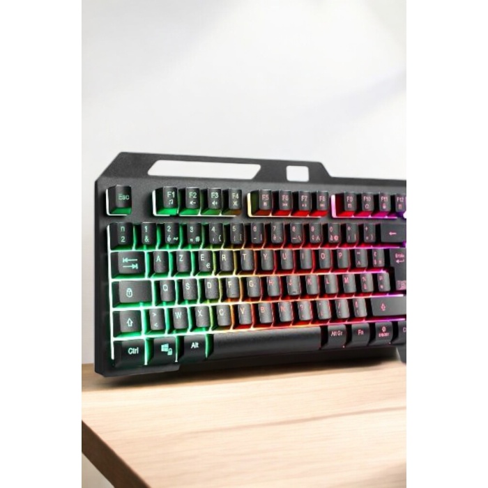 Led Işıklı Oyuncu Klavye Usb Girişli RGB Işıklı Q Klavye
