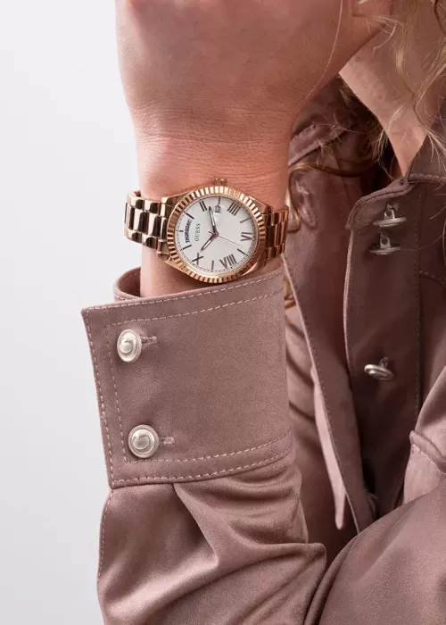 GUESS	GW0308L3 KADIN KOL SAATİ