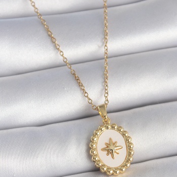 316L Çelik Gold Renk Zincir Beyaz Mineli Kutup Yıldız İşlemeli Madalyon Model Kadın Kolye - TJ-BKO10063