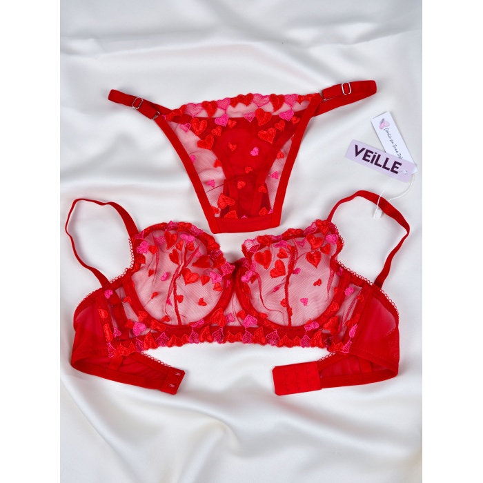 Kadın  Kalpli Kırmızı Dantelli Balenli  Sütyen Külot Takım
