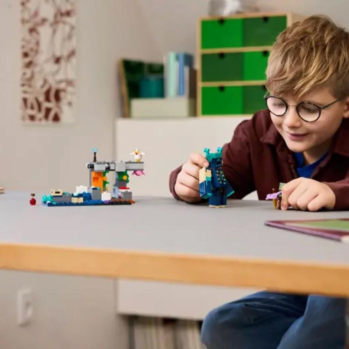 BFS  21274 Lego Minecraft Warden Mücadelesi 238 parça +7 yaş