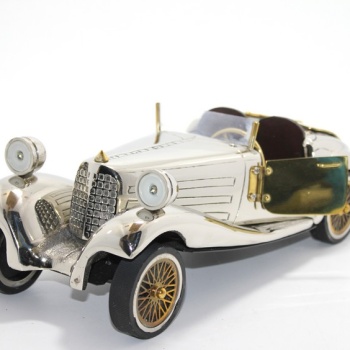 Pirinç Eski Model Araba No 3