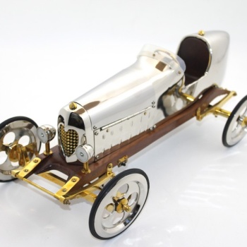 Pirinç Eski Model Araba No 2