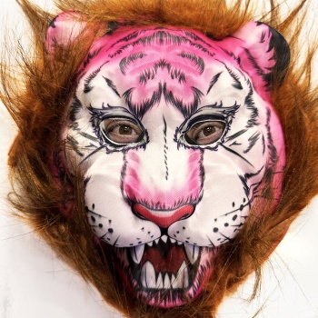 Kahverengi Saçlı Pembe Yüz Peluş Kurt Kaplan Maskesi 26 No