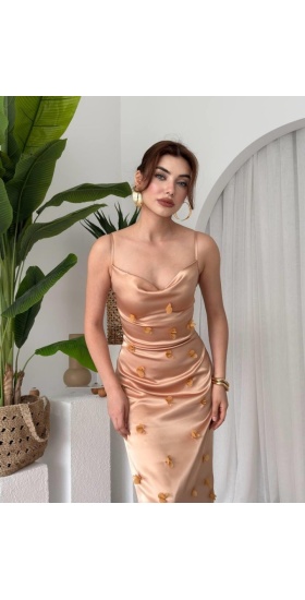 Dora Çiçek Detaylı Elbise
