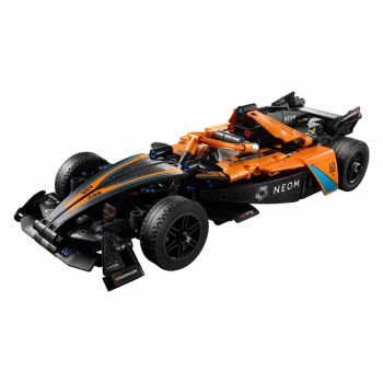 NessiWorld Technic NEOM McLaren Formula E Yarış Arabası 42169