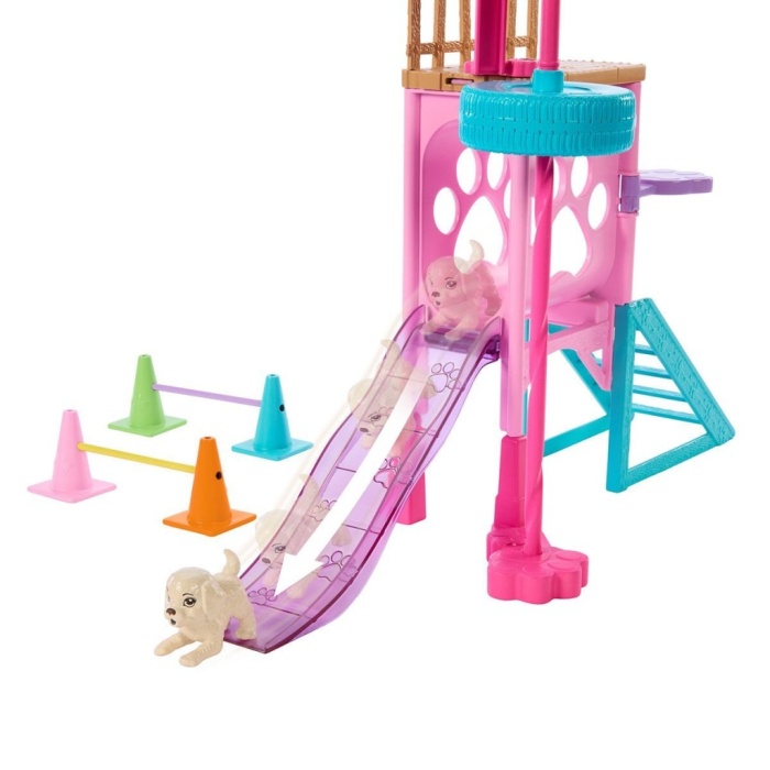 HRM10 Stacienin Köpekçik Oyun Parkı and Stacie To The Rescue