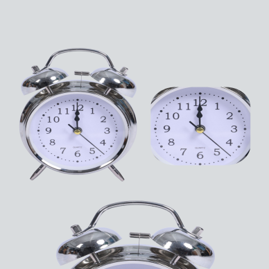 Gümüş Renkli Sessiz Işıklı Dekoratif Masa Üstü Çalar Saat Alarmlı