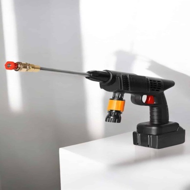 Bahçe ve Araba Yıkama Tabancası Su Basınçlı Hazneli Bataryalı Oto Yıkama