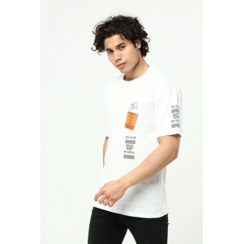 Beyaz Ön ve Kol Baskılı Erkek Oversize Kısa Kollu T-Shirt