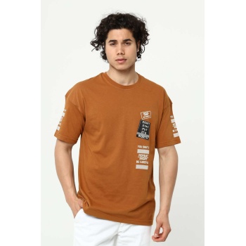 Kahve Ön ve Kol Baskılı Erkek Oversize Kısa Kollu T-Shirt