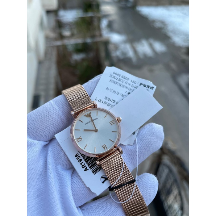  Emporio Armani Kadın Kol Saati AR1956