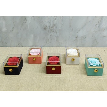 Romantik Gül Yüzük Kutusu Kare