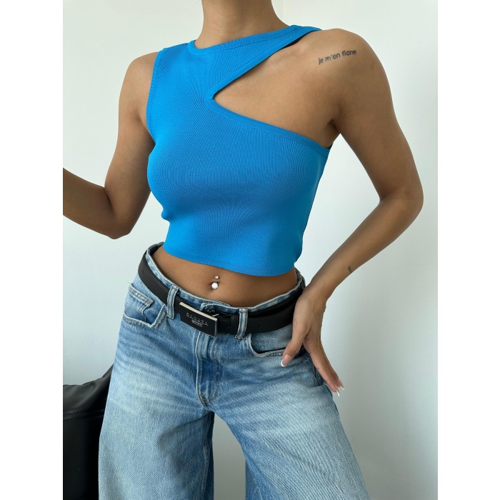 Cut Out Crop Triko Bluz
