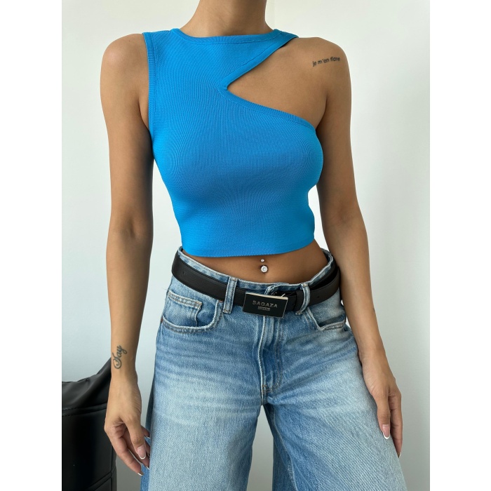 Cut Out Crop Triko Bluz