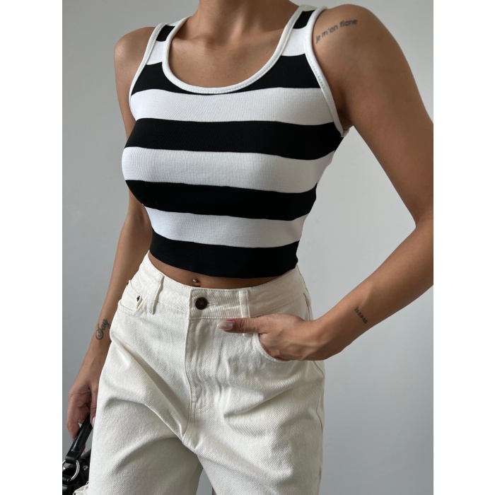 Kalın Çizgili Crop Triko Bluz