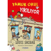 Yamuk Okul Yıkılıyor