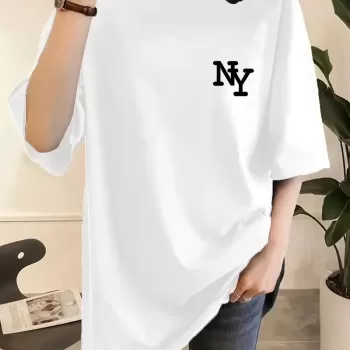 Kadın Eğlenceli Harf NY Baskılı Bisiklet Yaka Tişört - Rahat Polyester, Makinede Yıkanabilir - Yaz ve Fitness için Mükemmel, Yuvarlak Yaka- Beyaz