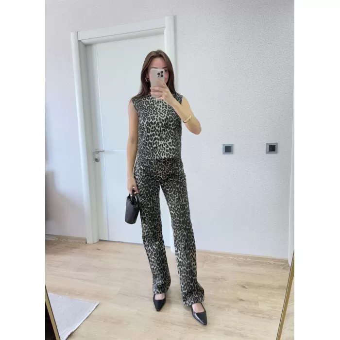 leopar desenli Düğmeli Bluzlu Pantolon İkili Takım -Leopar