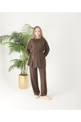 Kahverengi Düğmeli Oyso Pantolonlu Takım