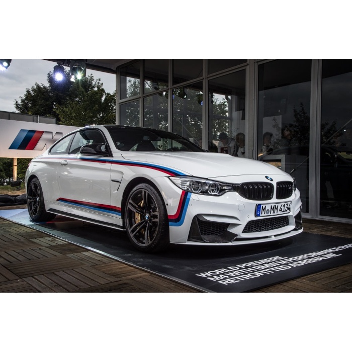 BMW M Performance F82 / F83 M4 Side Skirt Set