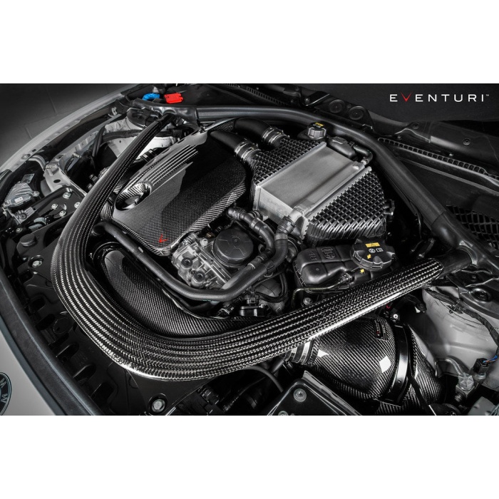 Eventuri BMW F8X M3 / M4 S55 Black Carbon Engine Cover