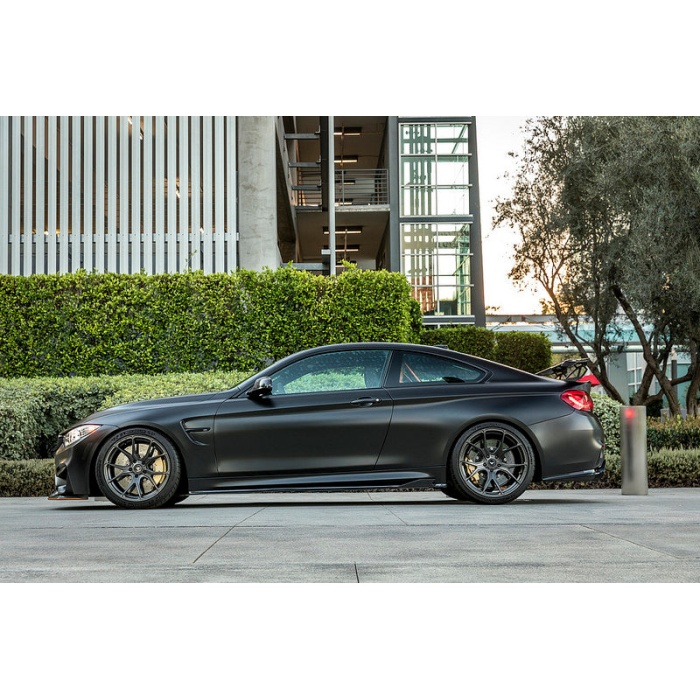 Vorsteiner BMW GTS-V F82 M4 Carbon Side Skirt Set