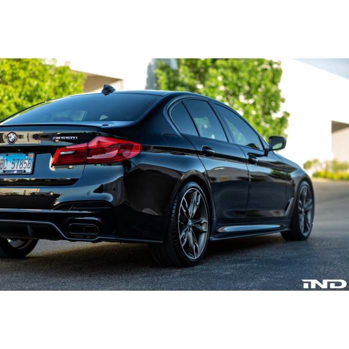 3D Design G30 5-Series Carbon Side Skirt Set