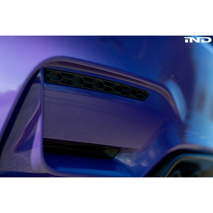 Acexxon F8X M3 / M4 Rear Reflector Insert Set - Honeycomb