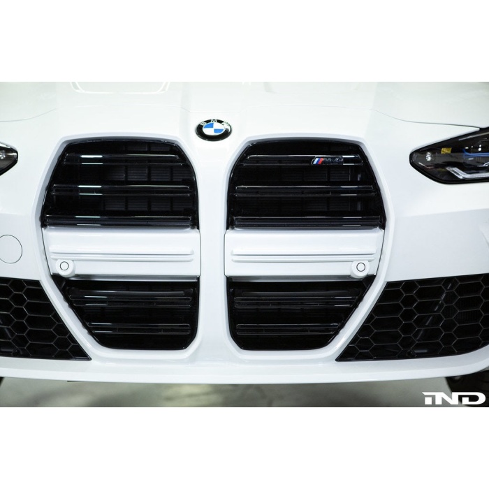 IND G8X M3 / M4 Gloss Black Front Grille Emblem