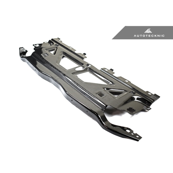 AutoTecknic G8X M2 / M3 / M4 Dry Carbon Fiber Cooling Shroud