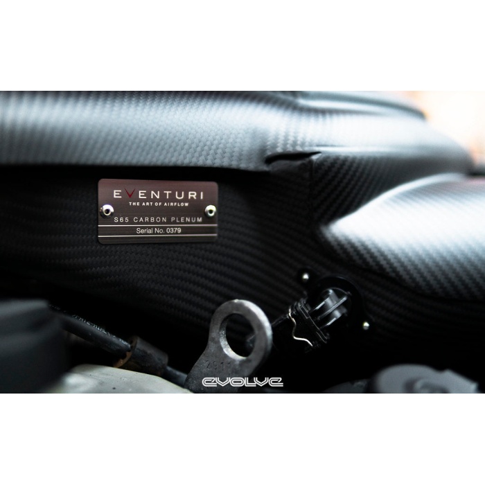 Eventuri BMW E9X M3 (S65) Black Carbon Inlet Plenum - Matte