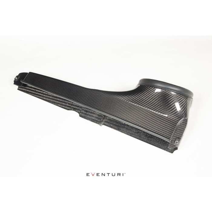 Eventuri VW Golf MK8 GTI Black Carbon Intake System