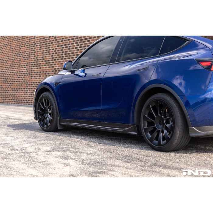 Vorsteiner Tesla Model Y Carbon Aero Side Skirt Set