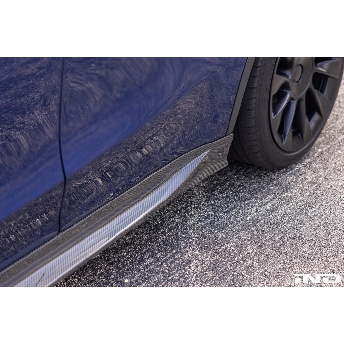 Vorsteiner Tesla Model Y Carbon Aero Side Skirt Set