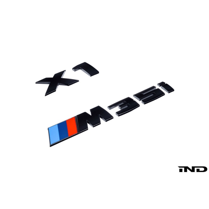 IND U11 X1 M35i Painted Trunk Emblem