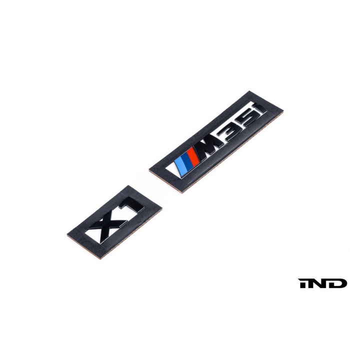 IND U11 X1 M35i Painted Trunk Emblem