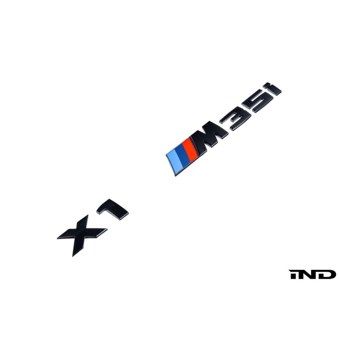 IND U11 X1 M35i Painted Trunk Emblem