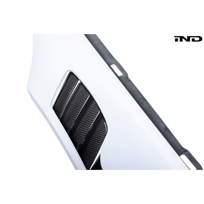 Karbonius E92 M3 Carbon Vented Fender Set