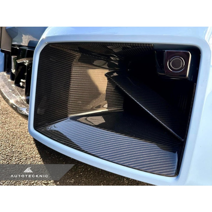 AutoTecknic G87 M2 Dry Carbon Front Air Inlet Trim Set