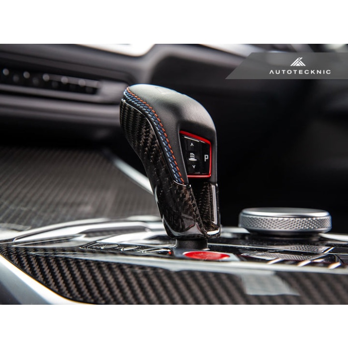 AutoTecknic G8X M / F9X M8 Dry Carbon Gear Selector Cover