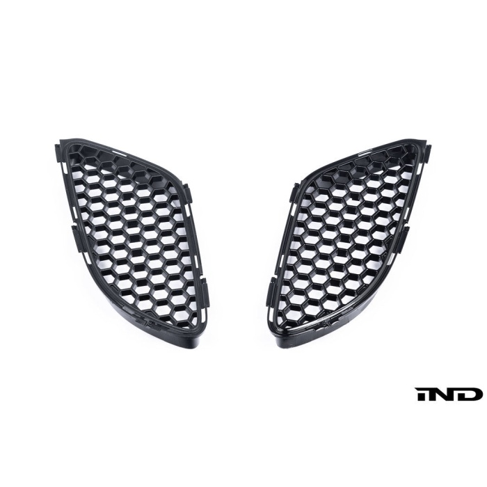 BMW E9X M3 Hood Vent Mesh Set