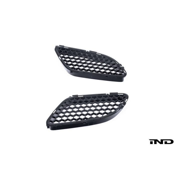 BMW E9X M3 Hood Vent Mesh Set