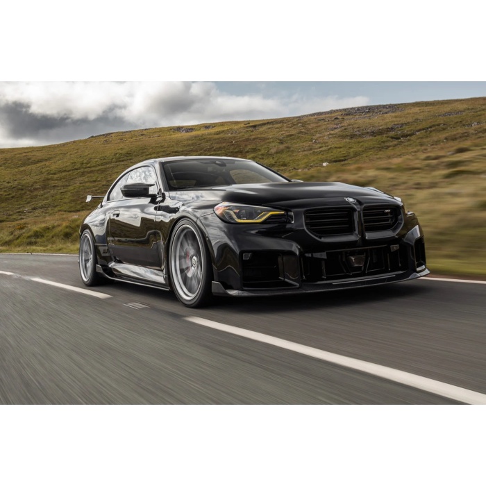 TRE G87 M2 Carbon Side Skirt Set