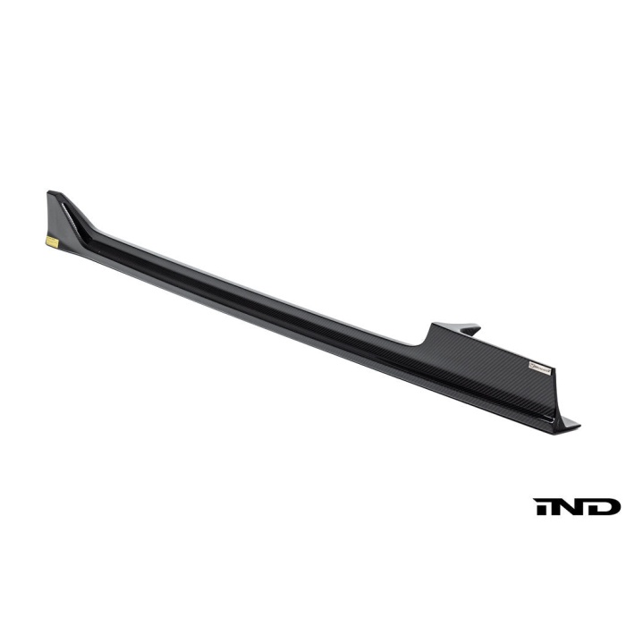 Vorsteiner G87 M2 Dry Carbon Aero Vented Fender with Side Skirt Set