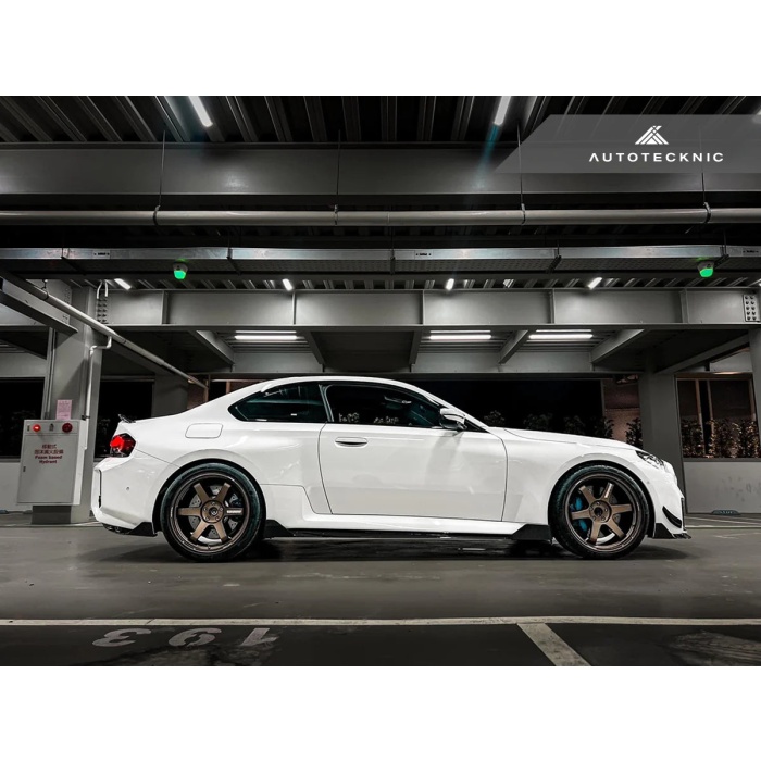 AutoTecknic G87 M2 Dry Carbon Side Skirt Extension Set