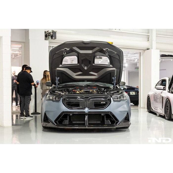 Alpha-N G90 / G99 M5 Carbon Front Splitter Set - 3-Piece